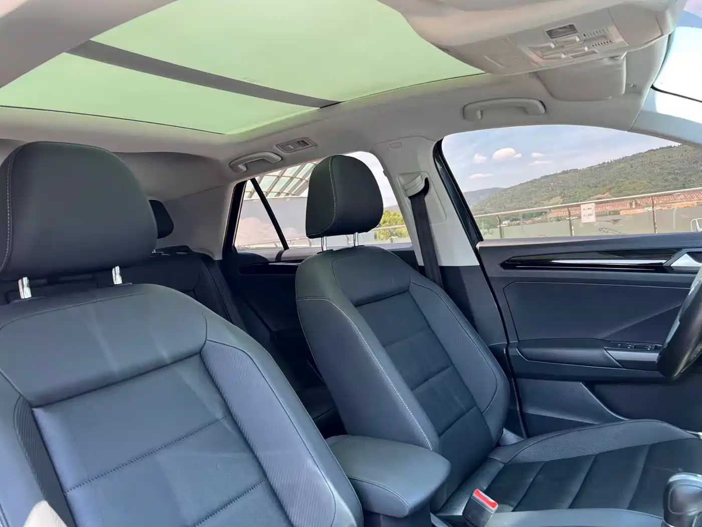 Volkswagen T-ROC 2020 280TSI DSG 2WD Comfort фото 26