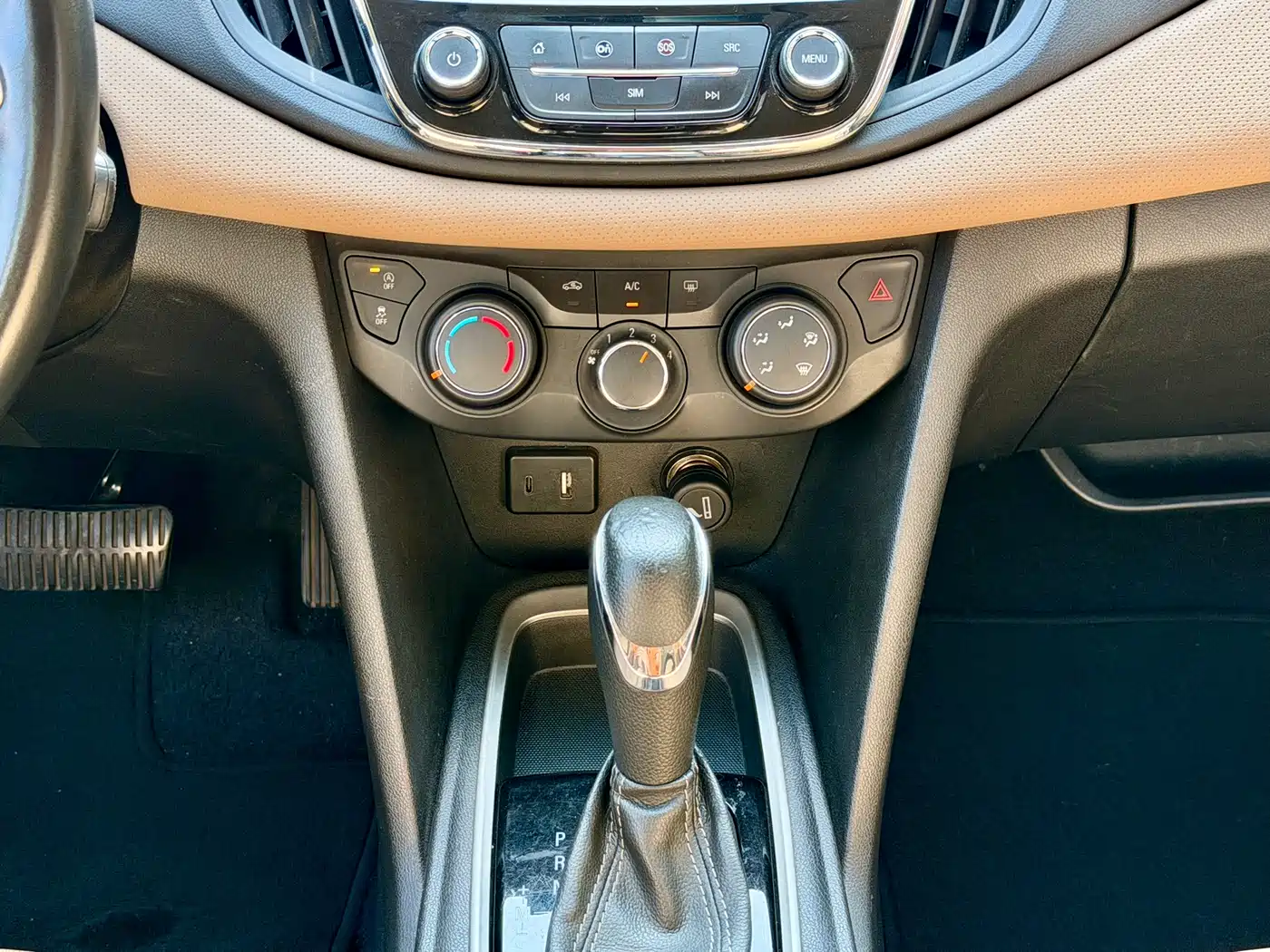 Chevrolet Monza 2020 320 Auto Joy Edition фото 16