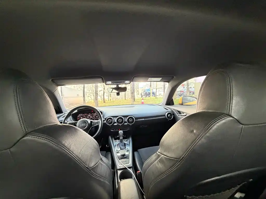 Audi TT 2015 TT Coupe 45 TFSI фото 17
