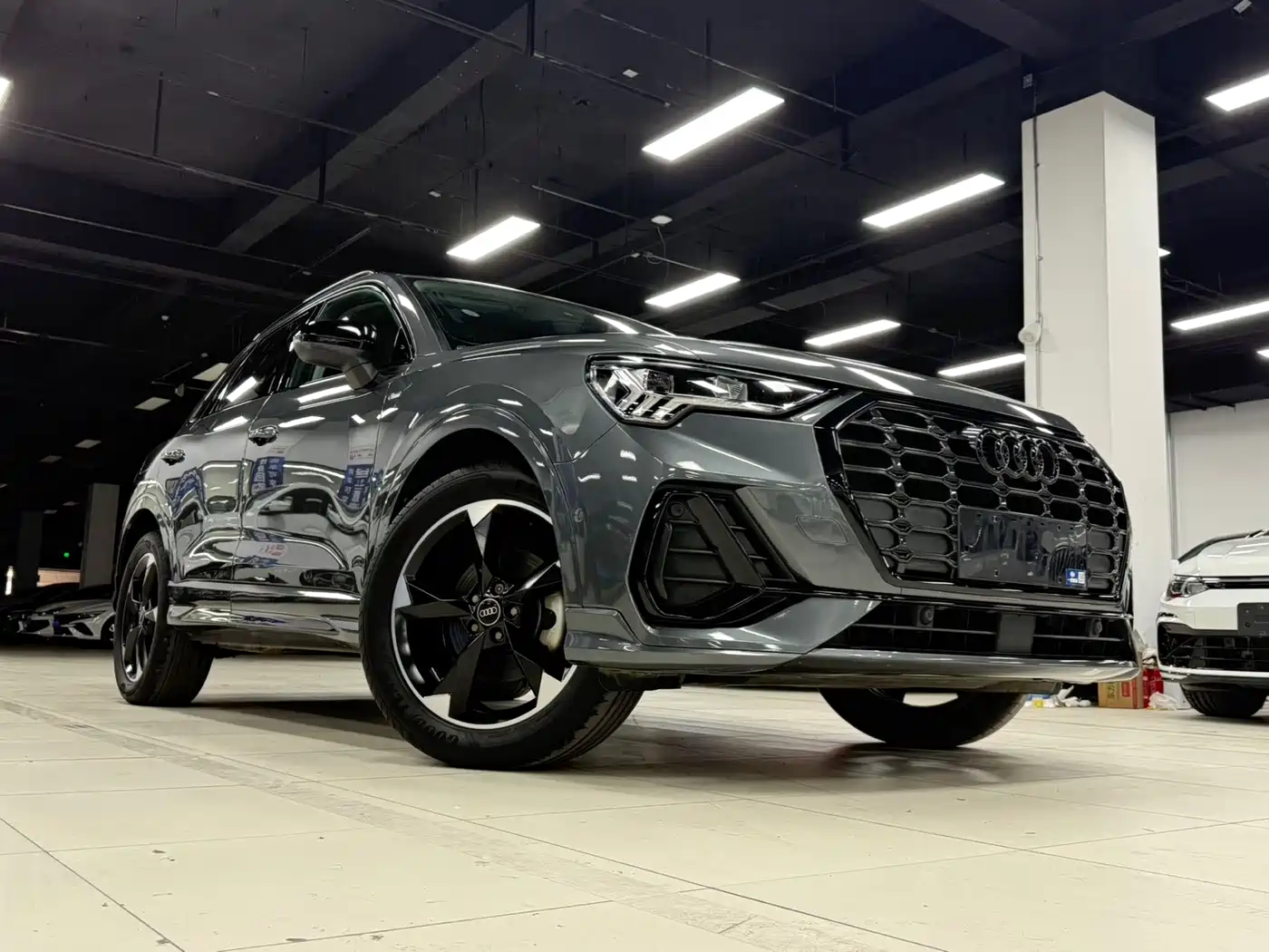 Audi Q3 2022 35 TFSI Fashion Dynamic фото 2