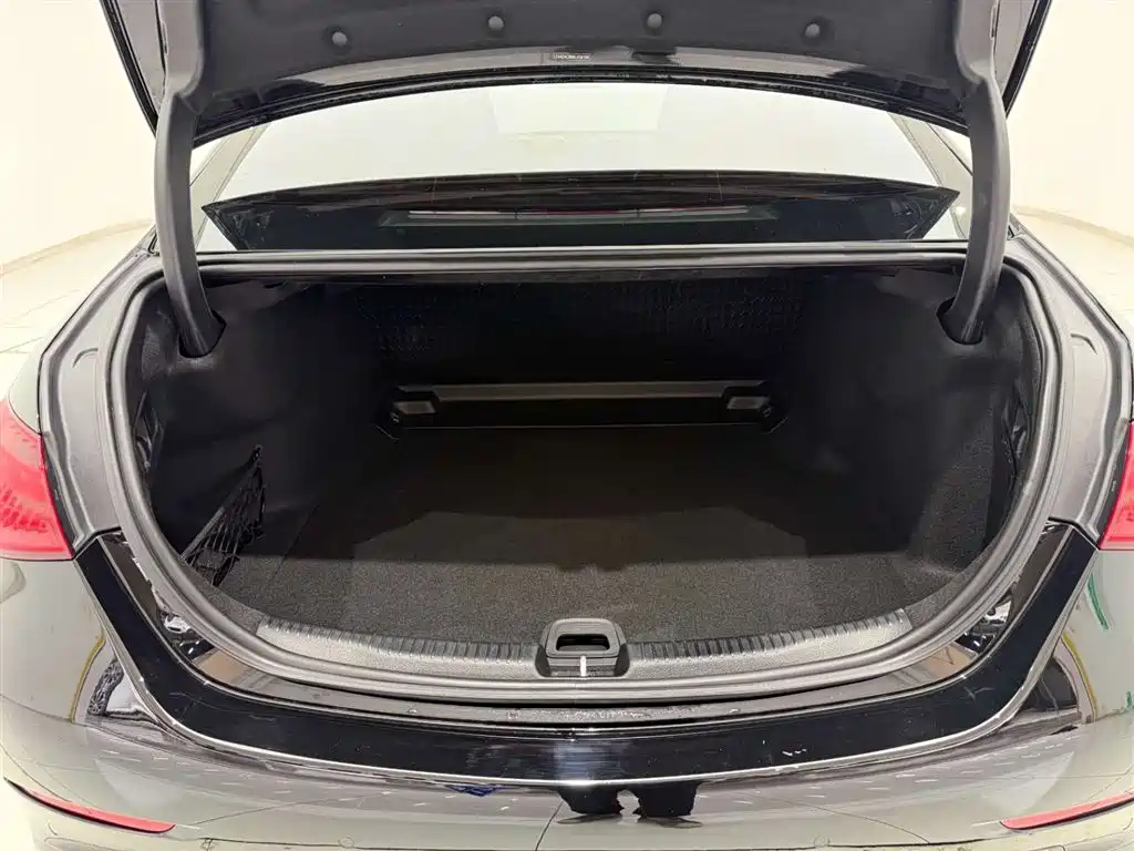 Mercedes-Benz C-Class 2022 C 260 L Night Sport Edition фото 14