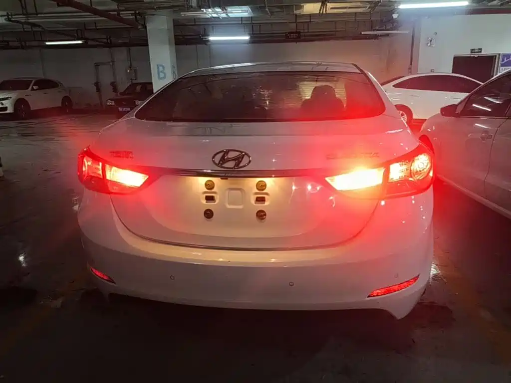 Hyundai Langdong 2015 1.6L Auto Premium фото 6