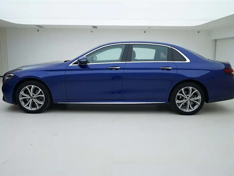 Mercedes-Benz E-Class 2022 Facelift E 300 L Sport Fashion Style фото 3