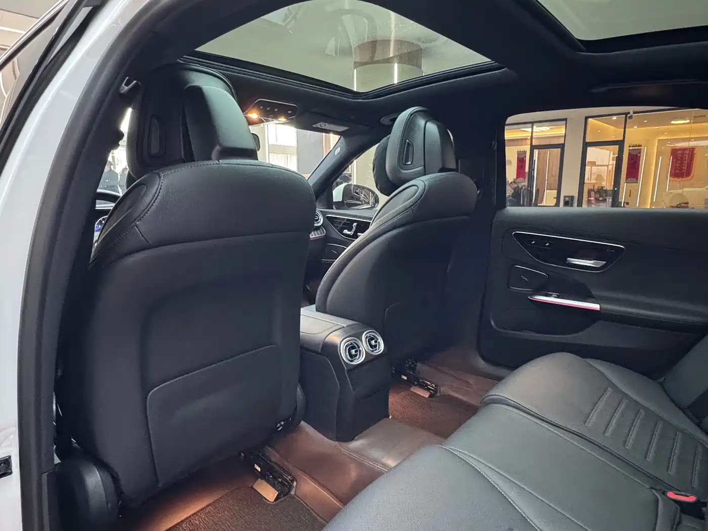 Mercedes-Benz C-Class 2024 Facelift III C 260 L Sport фото 14