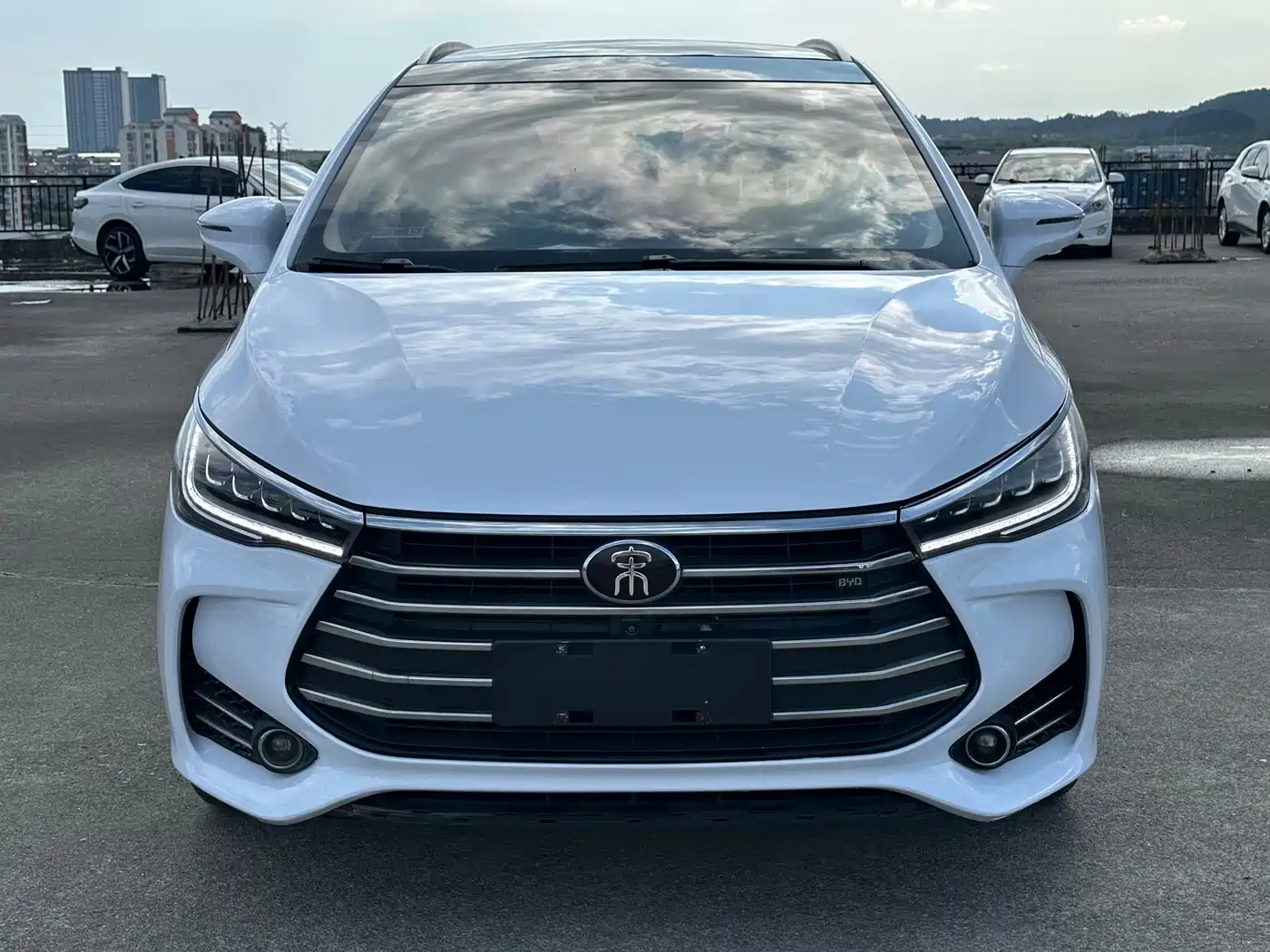 BYD Song MAX 2017 2017 1.5T Auto Smart Connect Premium 7-seater