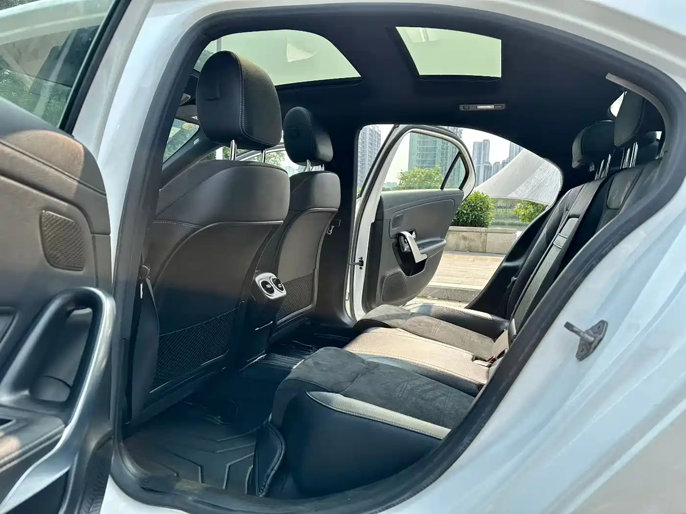 Mercedes-Benz A-Class 2020 A 200 L Sport Sedan фото 7