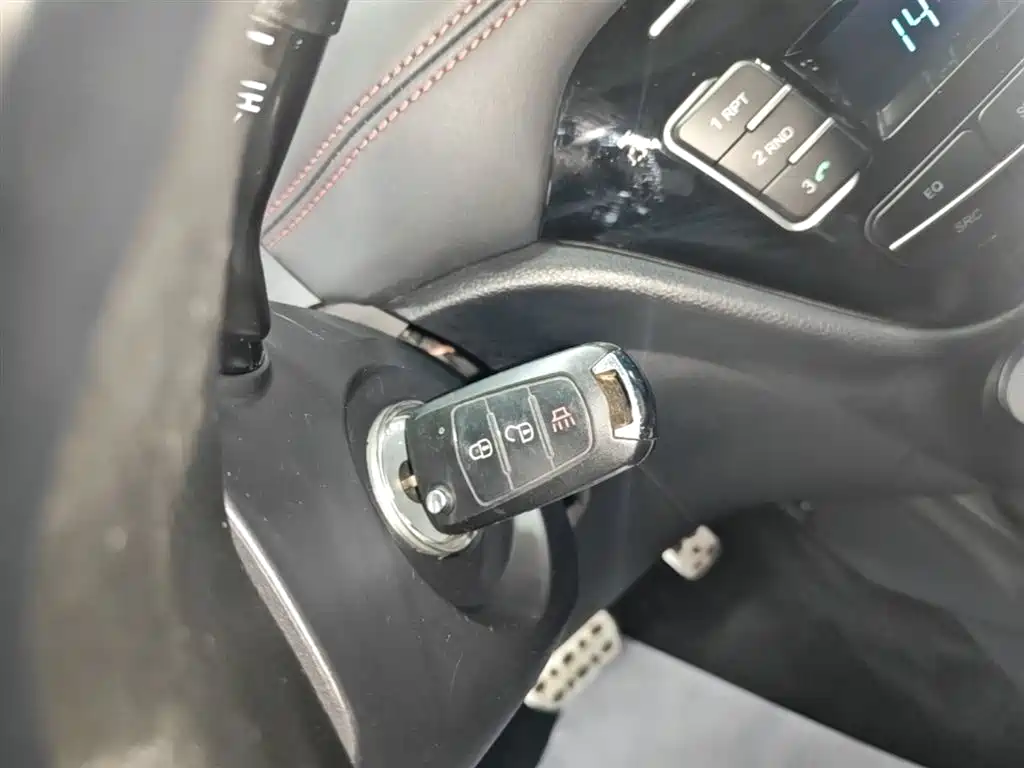 Haval H1 2017 Blue Label 1.5L AMT Standard фото 9