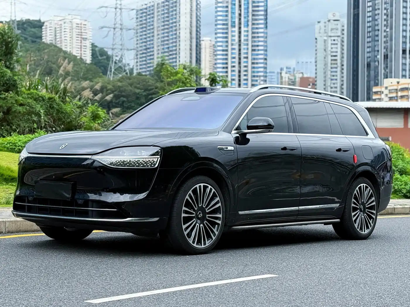AITO Wenjie AITO M9 2024 Extended Range Ultra 42kWh 6-Seater фото 2