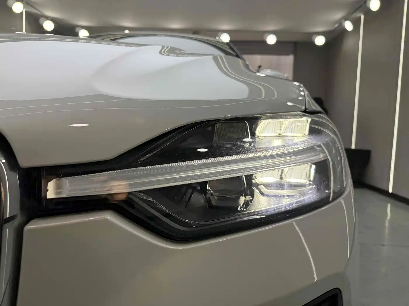 Volvo XC60 Plug-in Hybrid 2024 2024 T8 PHEV Long Range AWD Smart Elite Luxury Edition