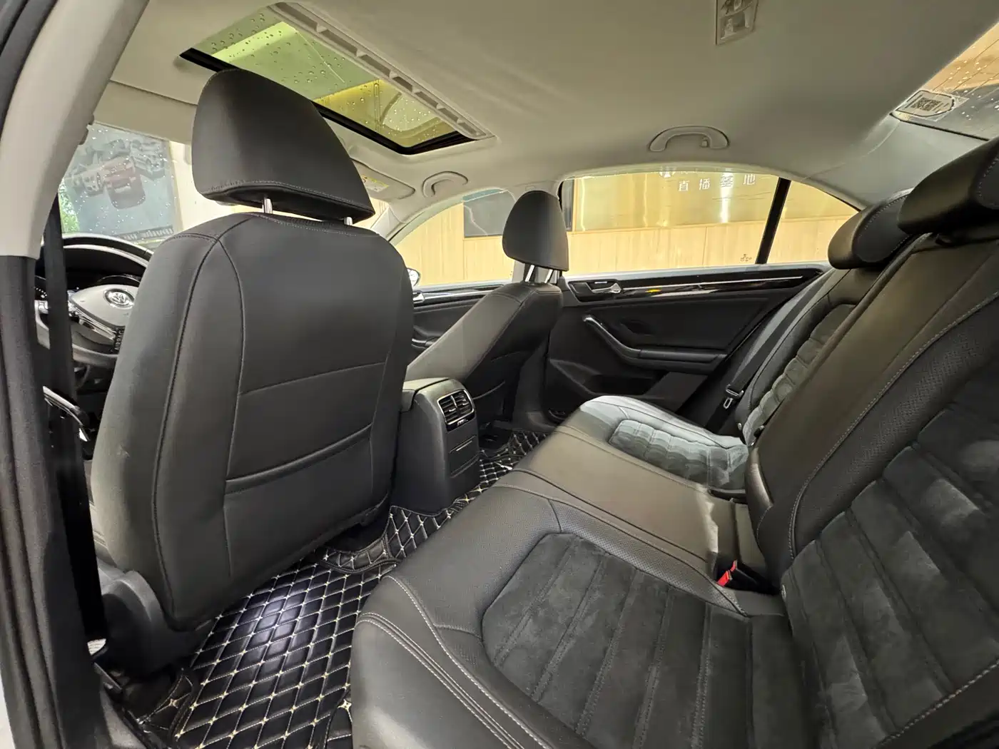 Volkswagen Sagitar 2018 280TSI DSG Luxury фото 10