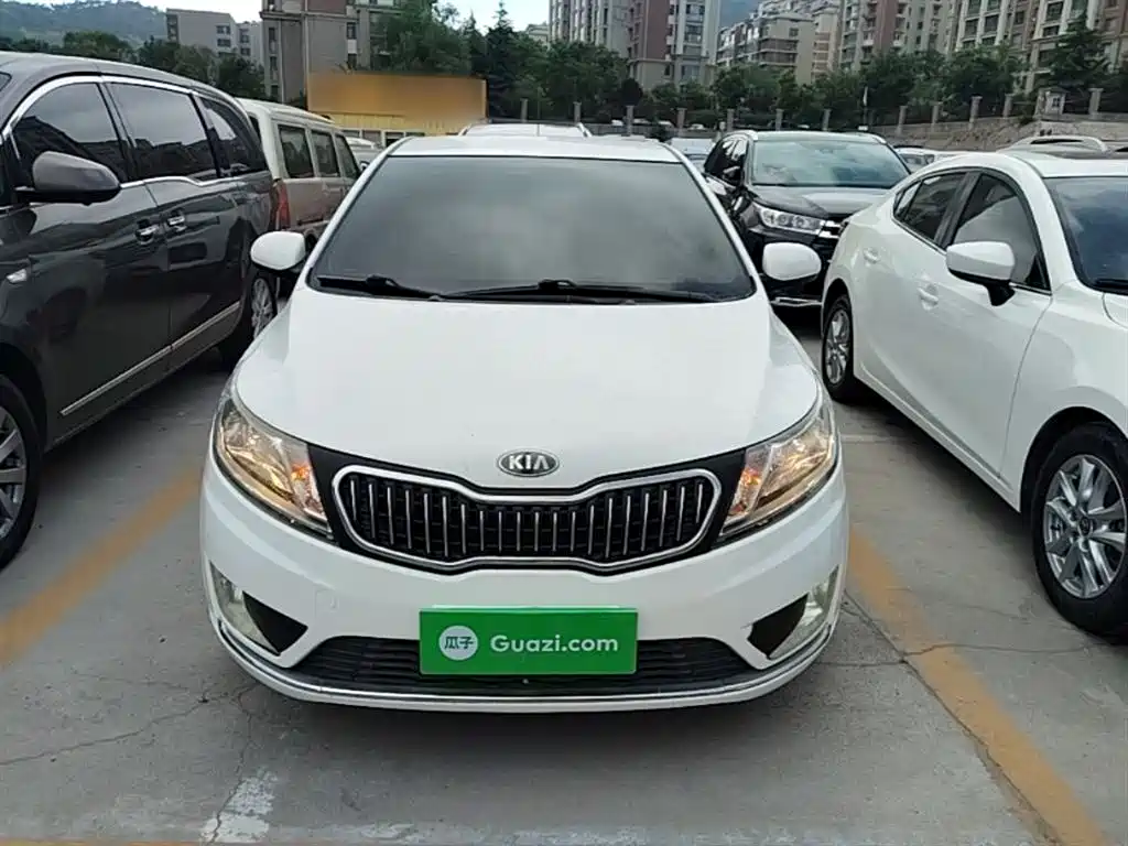 Kia K2 2012 Sedan 1.4L AT GLS Commemorative Edition фото 3
