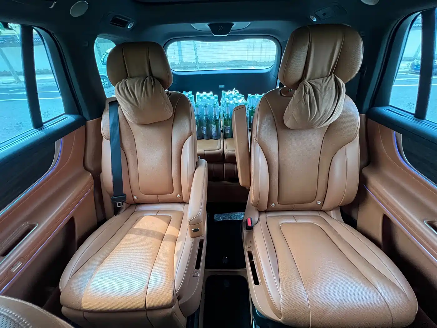 AITO Wenjie AITO M9 2024 Extended Range Ultra 42kWh 6-Seater фото 5