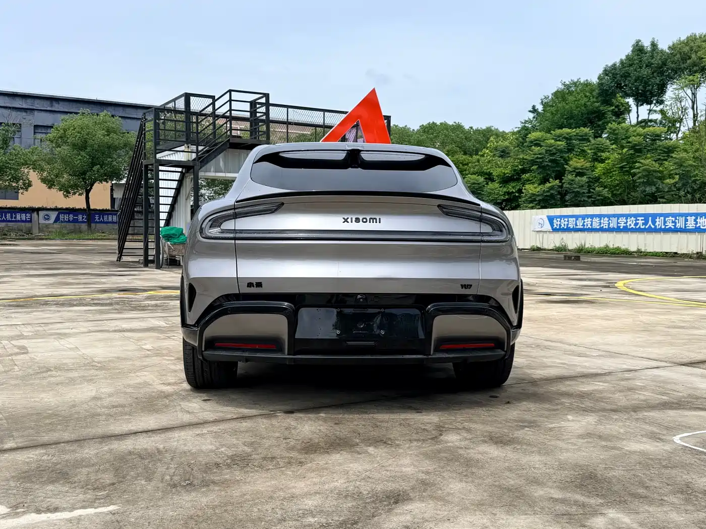 Xiaomi Auto Xiaomi YU7 2025 Extended Range RWD Edition фото 4
