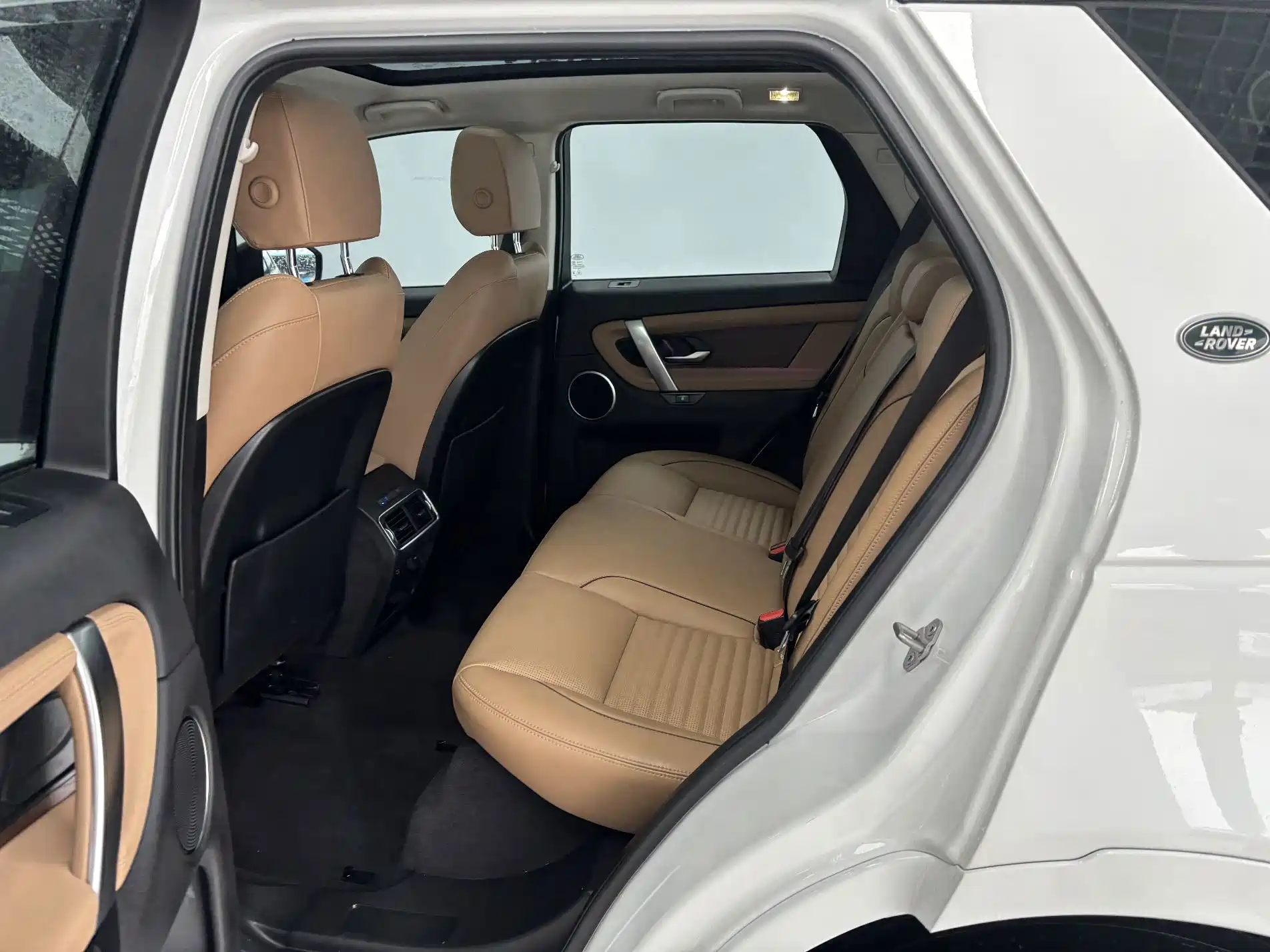 Фото 20 - Land Rover Discovery Sport