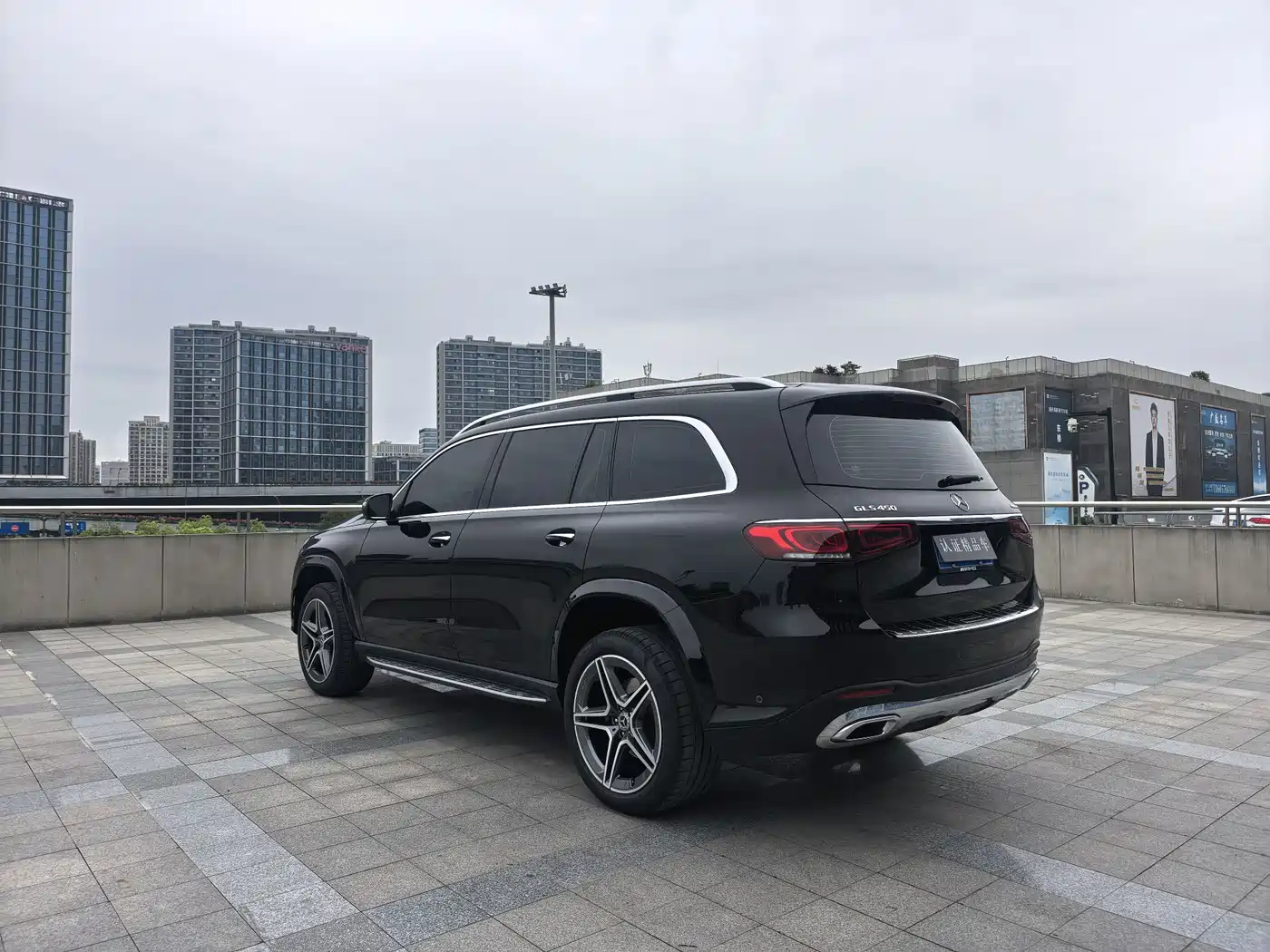 Mercedes-Benz GLS 2023 GLS 450 4MATIC Fashion Edition фото 20