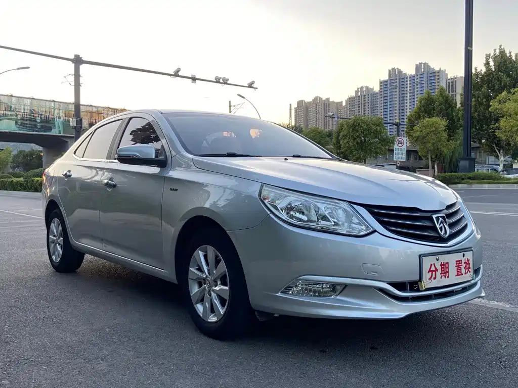 Baojun 630 2015 2014 1.5L Manual Comfort