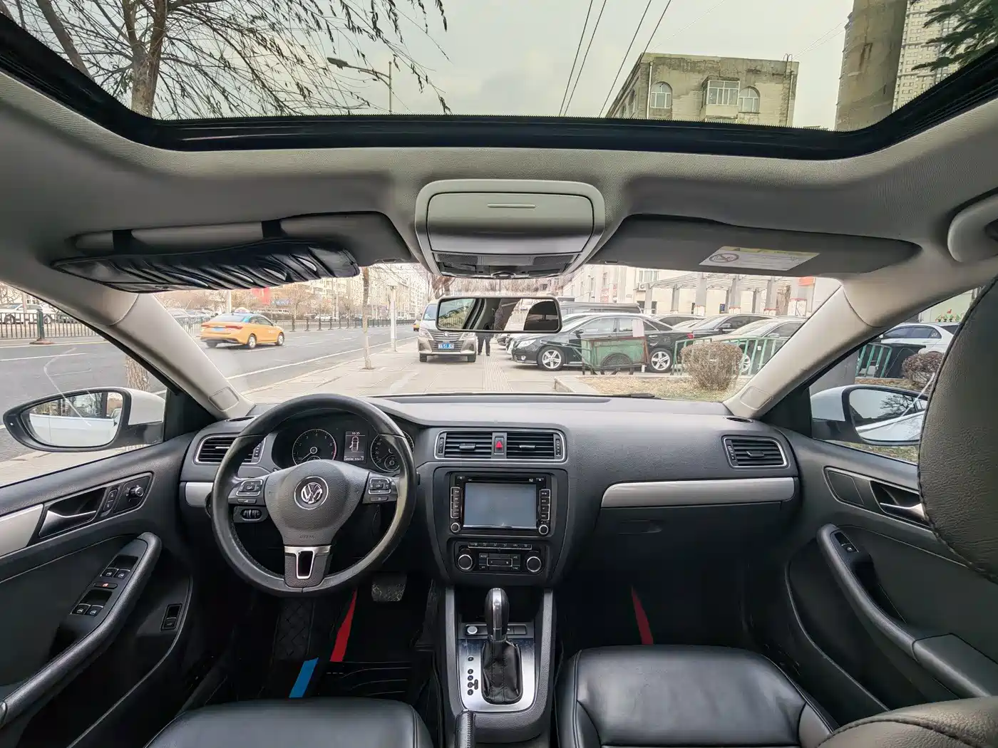 Volkswagen Sagitar 2014 Facelift 1.4TSI Automatic Luxury фото 8