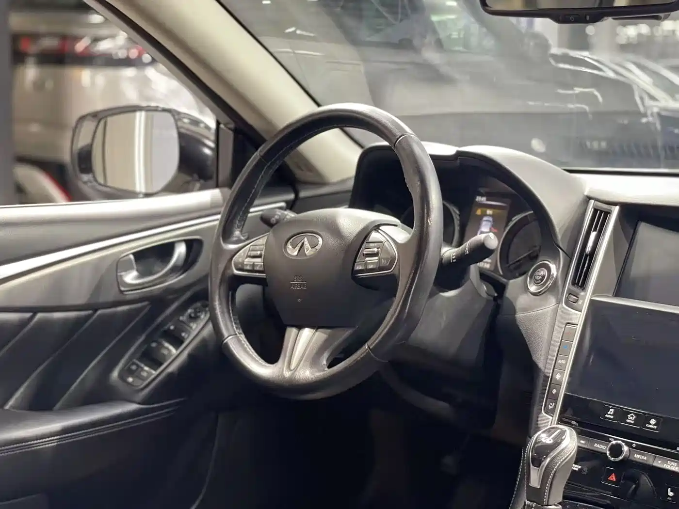 Infiniti Q50 2016 2014 3.7L Comfort Edition