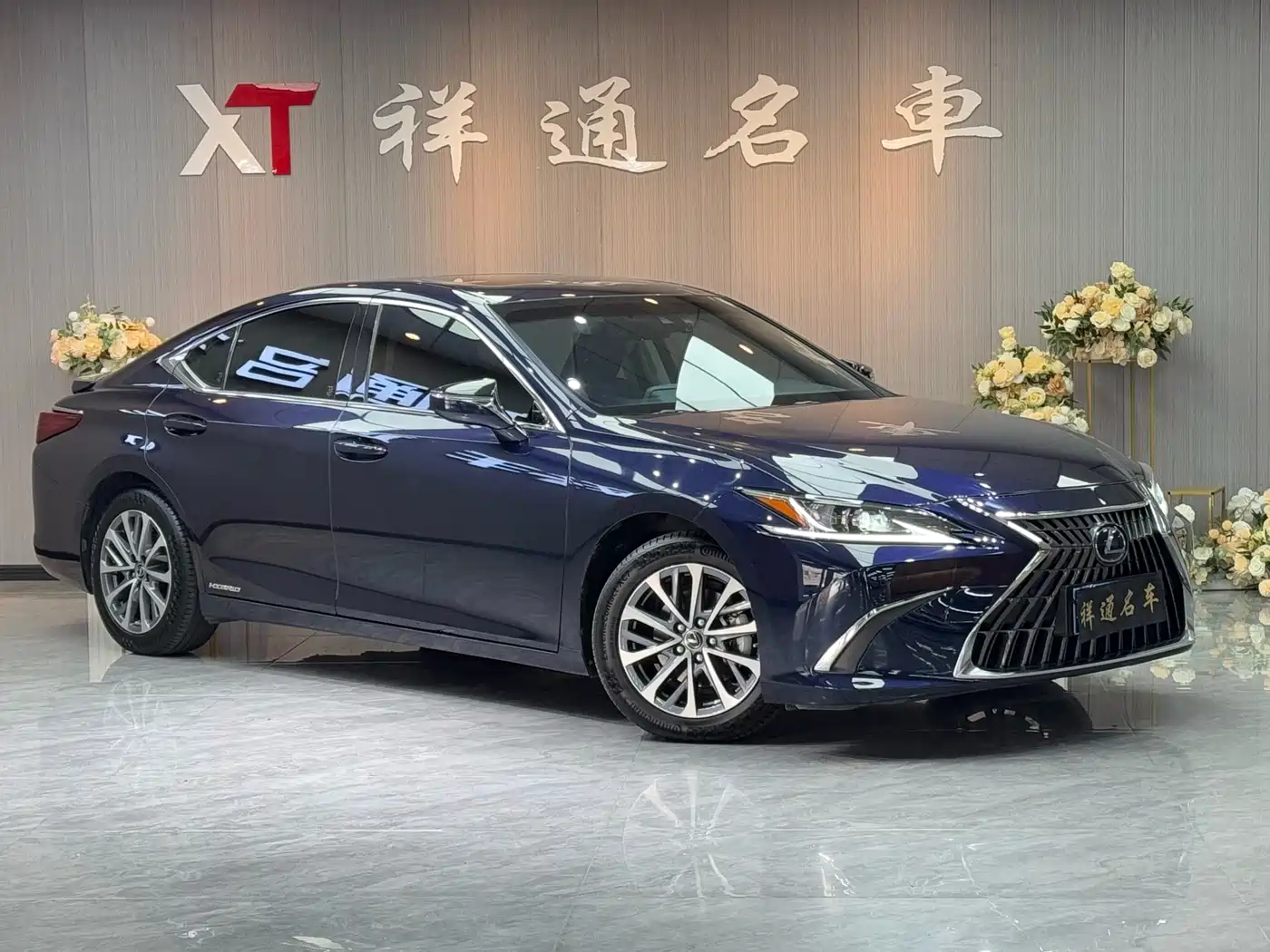 Lexus ES 2021 300h Excellence Edition фото 3
