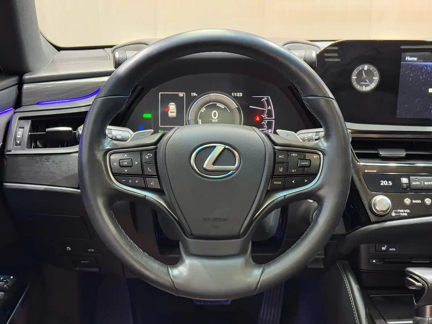 Lexus ES 2021 300h Excellence Edition фото 18
