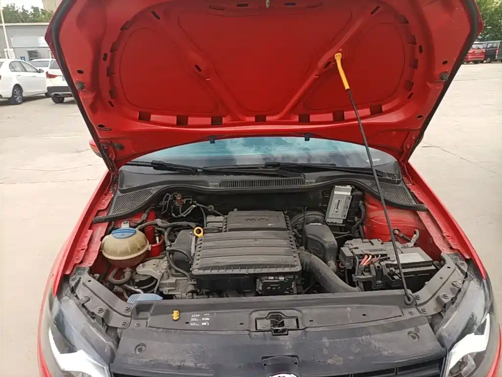 Volkswagen Polo 2016 1.4L Manual Trend фото 20