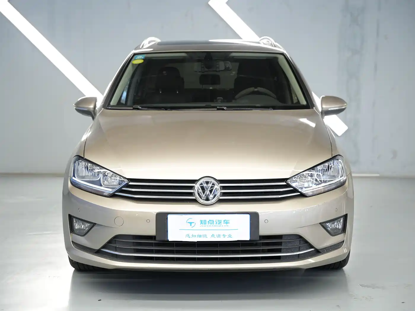 Volkswagen Golf Sportsvan 2018 230TSI Automatic Progressive фото 2