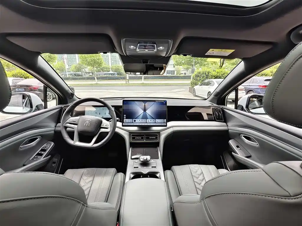 BYD Song L DM-i 2025 Smart Drive 160km Premium фото 5