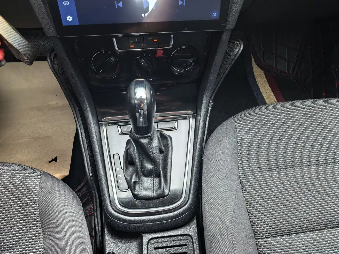 Volkswagen Bora 2020 1.5L Automatic Fashion фото 11