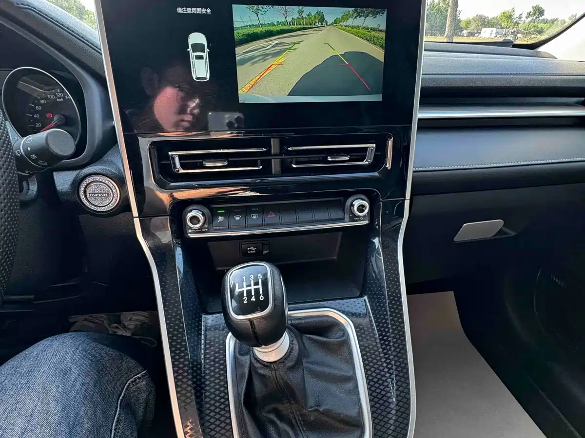 Haval M6 2021 PLUS 1.5T Manual Elite Smart Connect фото 16