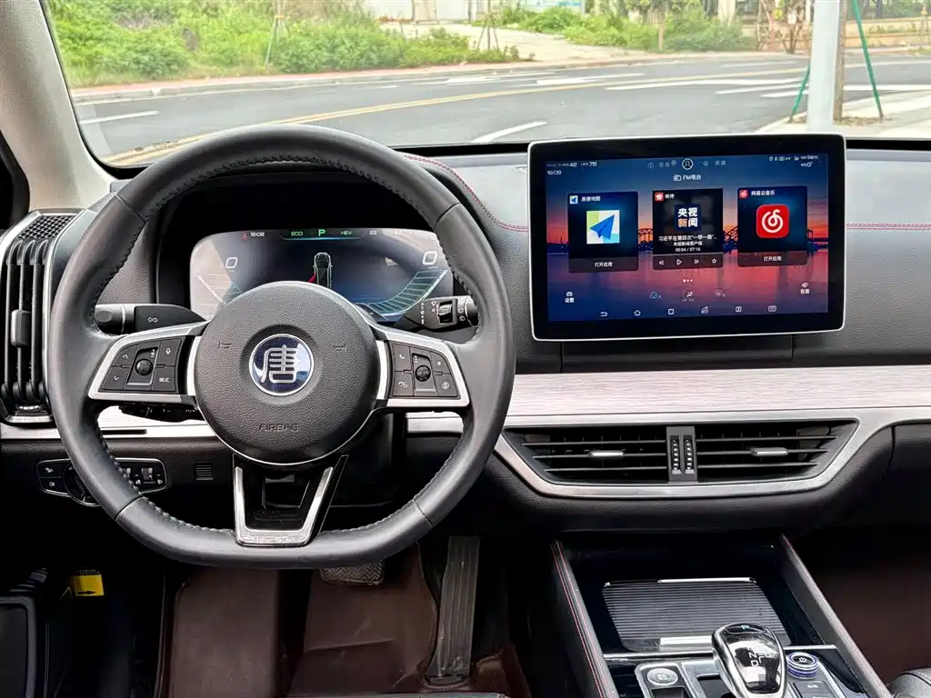 BYD Tang New Energy 2018 DM 2.0T Full-time 4WD Smart Connect Creation Edition 5-seater China V фото 14