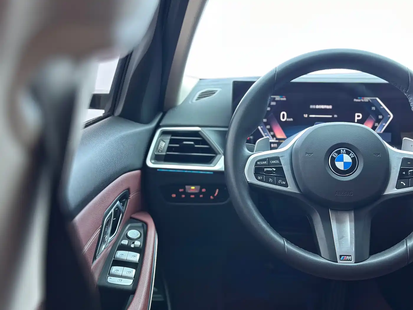 BMW 3 Series 2024 325Li M Sport Package фото 11