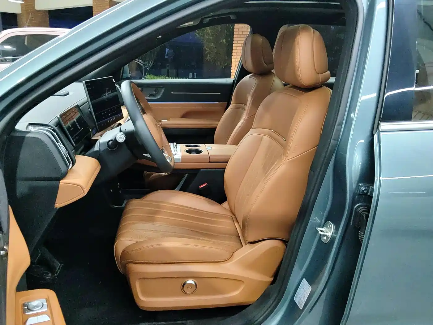 Jetour Shanhai L7 PLUS 2025 2025 Base Model 7-Seater