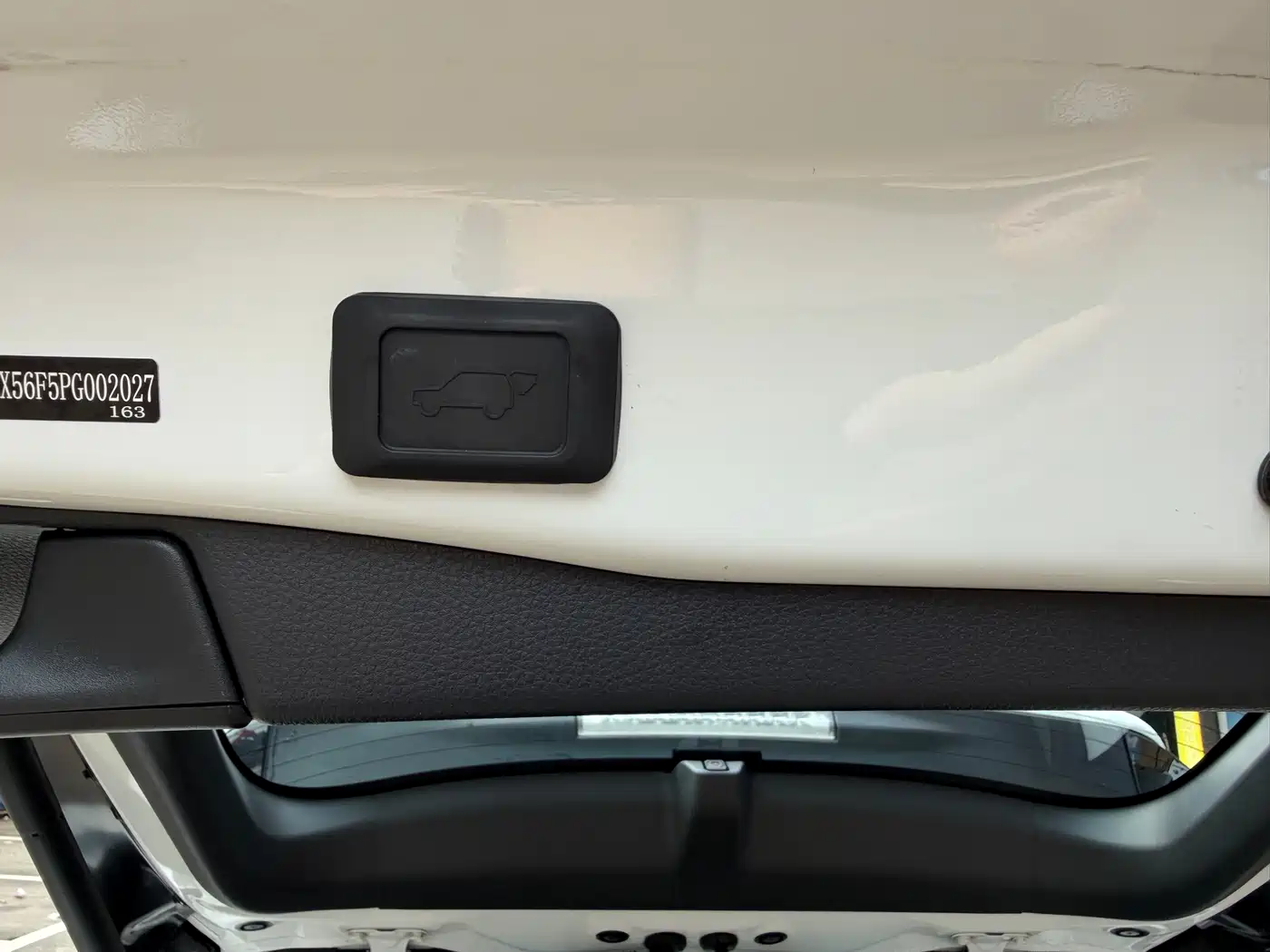 Toyota Wildlander 2023 Hybrid 2.5L E-CVT AWD Premium Edition фото 22