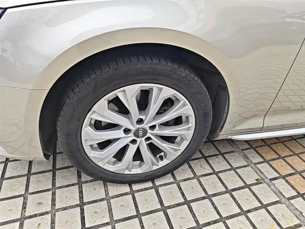 Audi A4L 2019 40 TFSI Progressive (China VI) фото 23