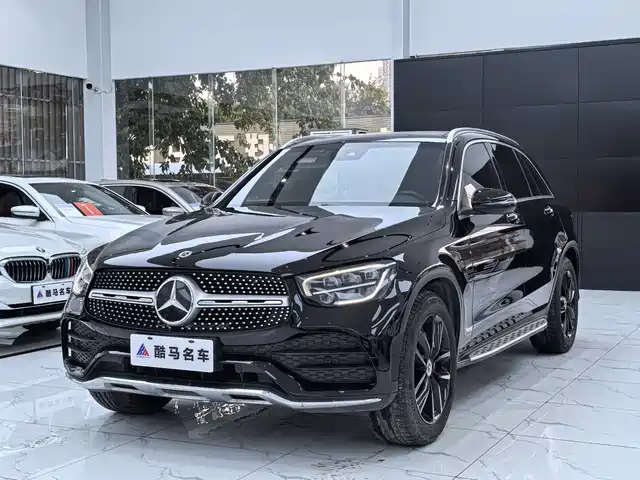 MERCEDES-BENZ GLC