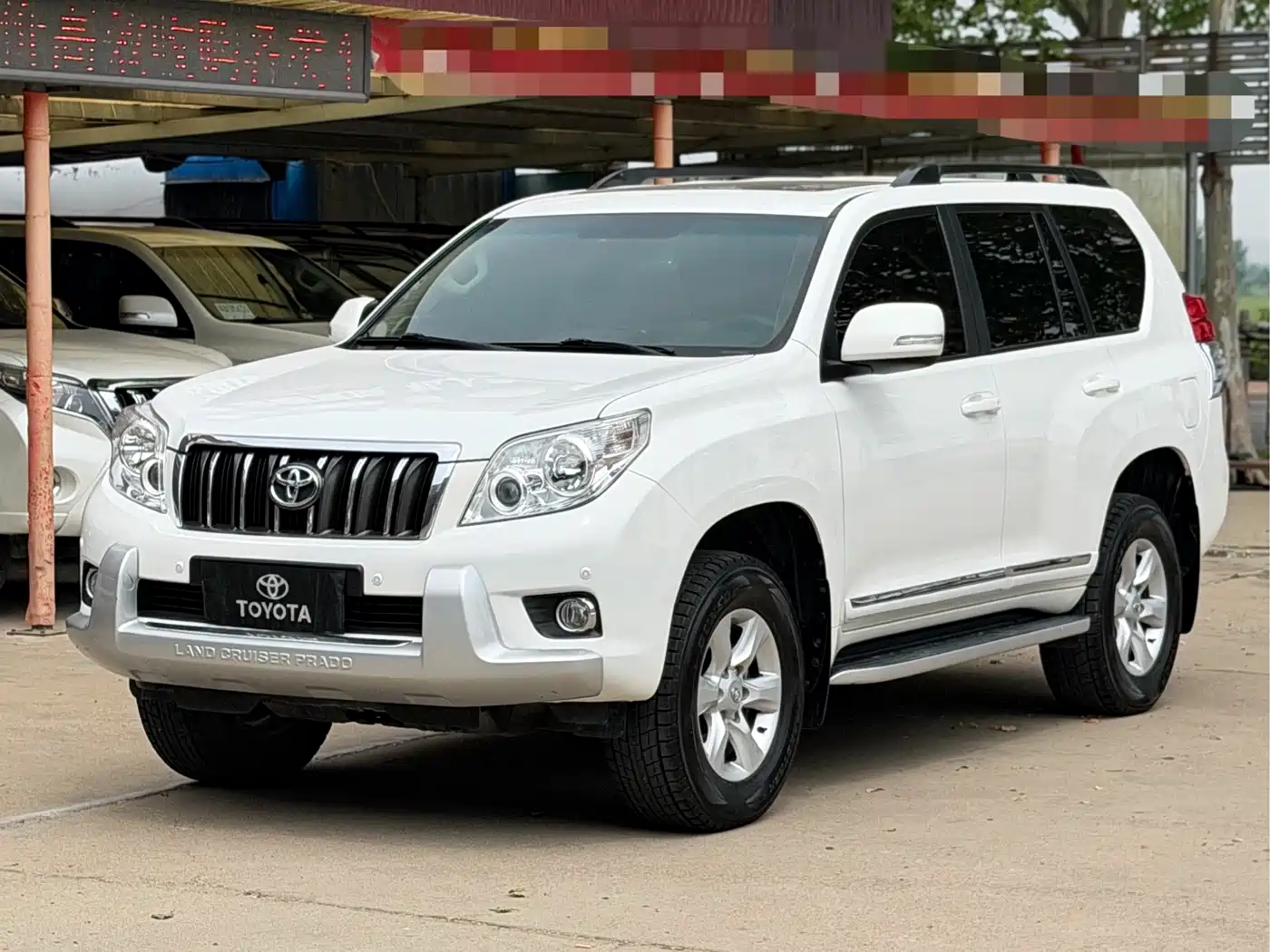 Toyota Prado 2010 4.0L Automatic TX-L NAVI