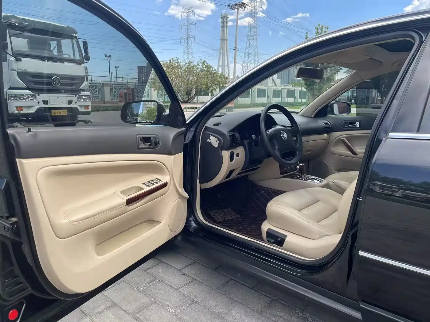 Volkswagen Passat 2005 1.8T Automatic Luxury фото 9