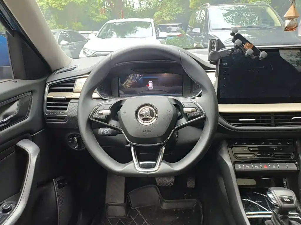 Škoda Kodiaq 2024 2024 TSI330 5-seater 2WD Luxury Edition