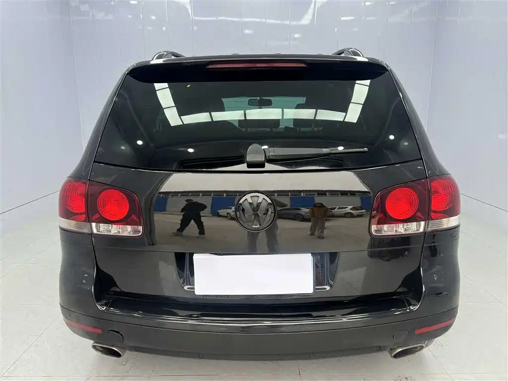Volkswagen Touareg 2007 4.2L Premium фото 4