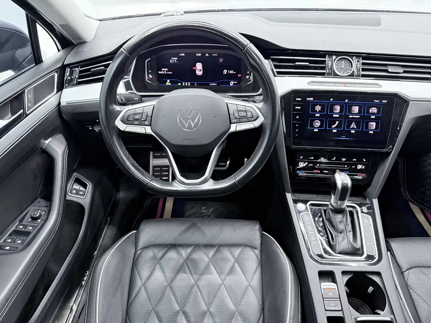 VOLKSWAGEN MAGOTAN GTE PLUG IN HYBRID