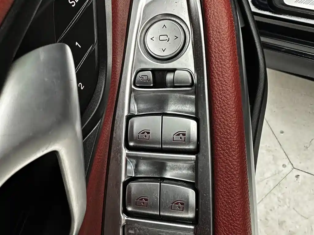 BMW 3 Series 2023 320Li M Sport Package фото 16