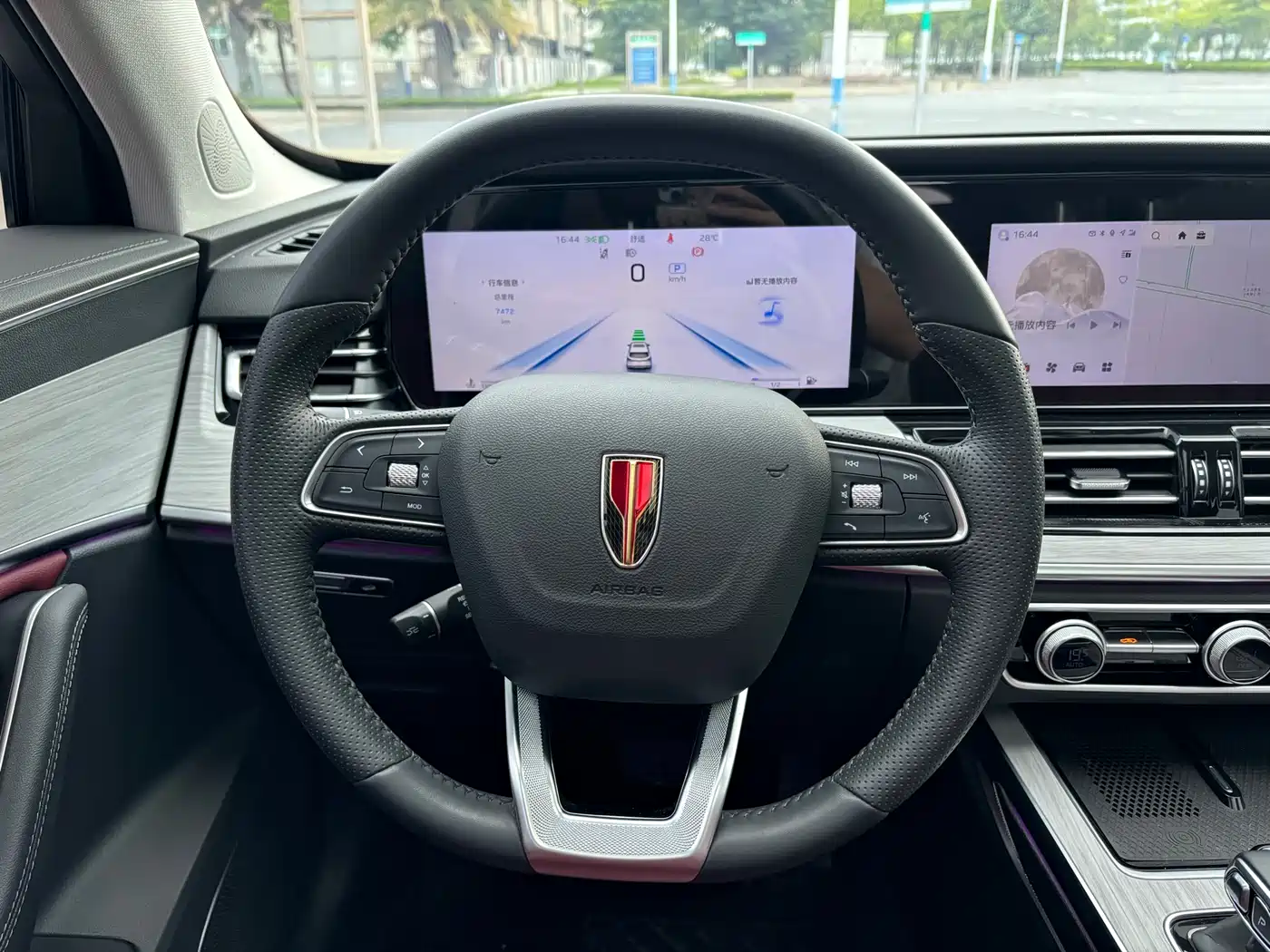 Hongqi HS5 2025 2.0T 4WD Qixiang Pro фото 18