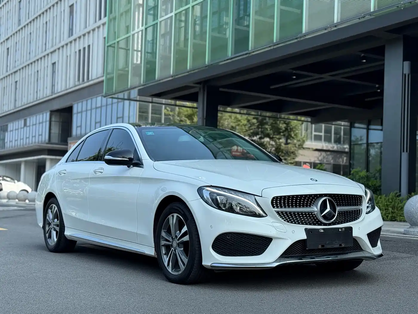 Mercedes-Benz C-Class 2016 C 200 L Sport фото 3
