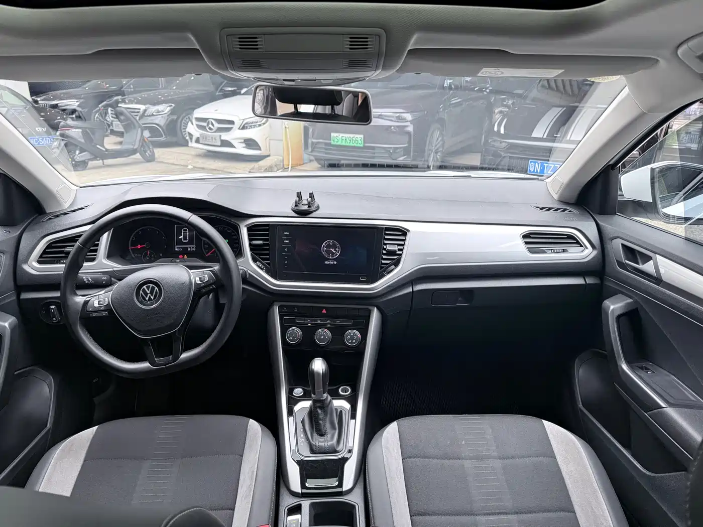 Volkswagen T-ROC 2022 280TSI DSG 2WD Elite PLUS фото 10
