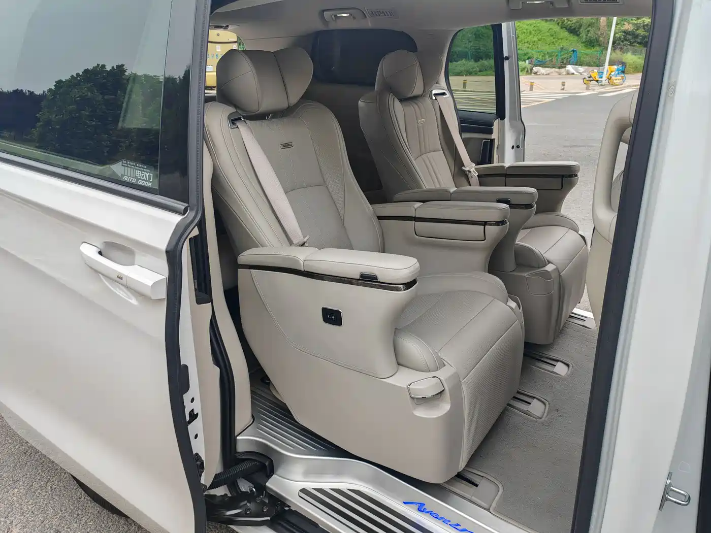 Buick GL8 2022 ES Landmark 653T Comfort фото 10