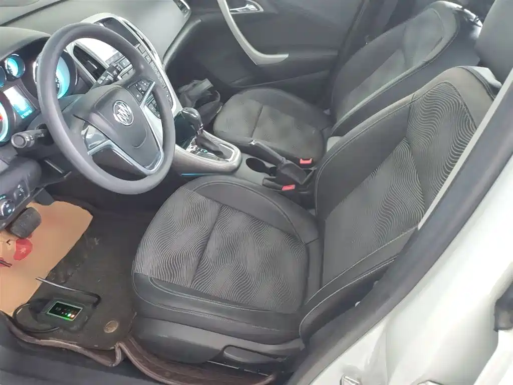 Buick Excelle 2014 XT 1.6L Automatic Fashion фото 15