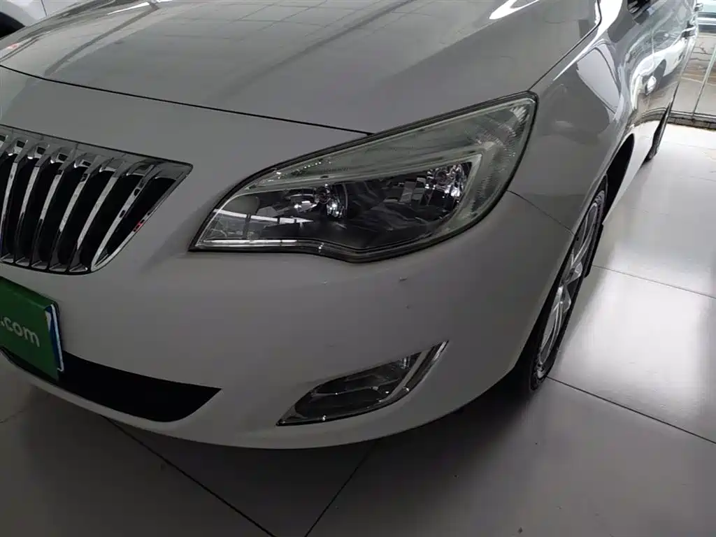 Buick Excelle 2014 XT 1.6L Automatic Fashion фото 24