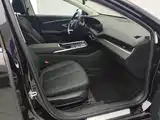 Photo 8 - Buick LaCrosse