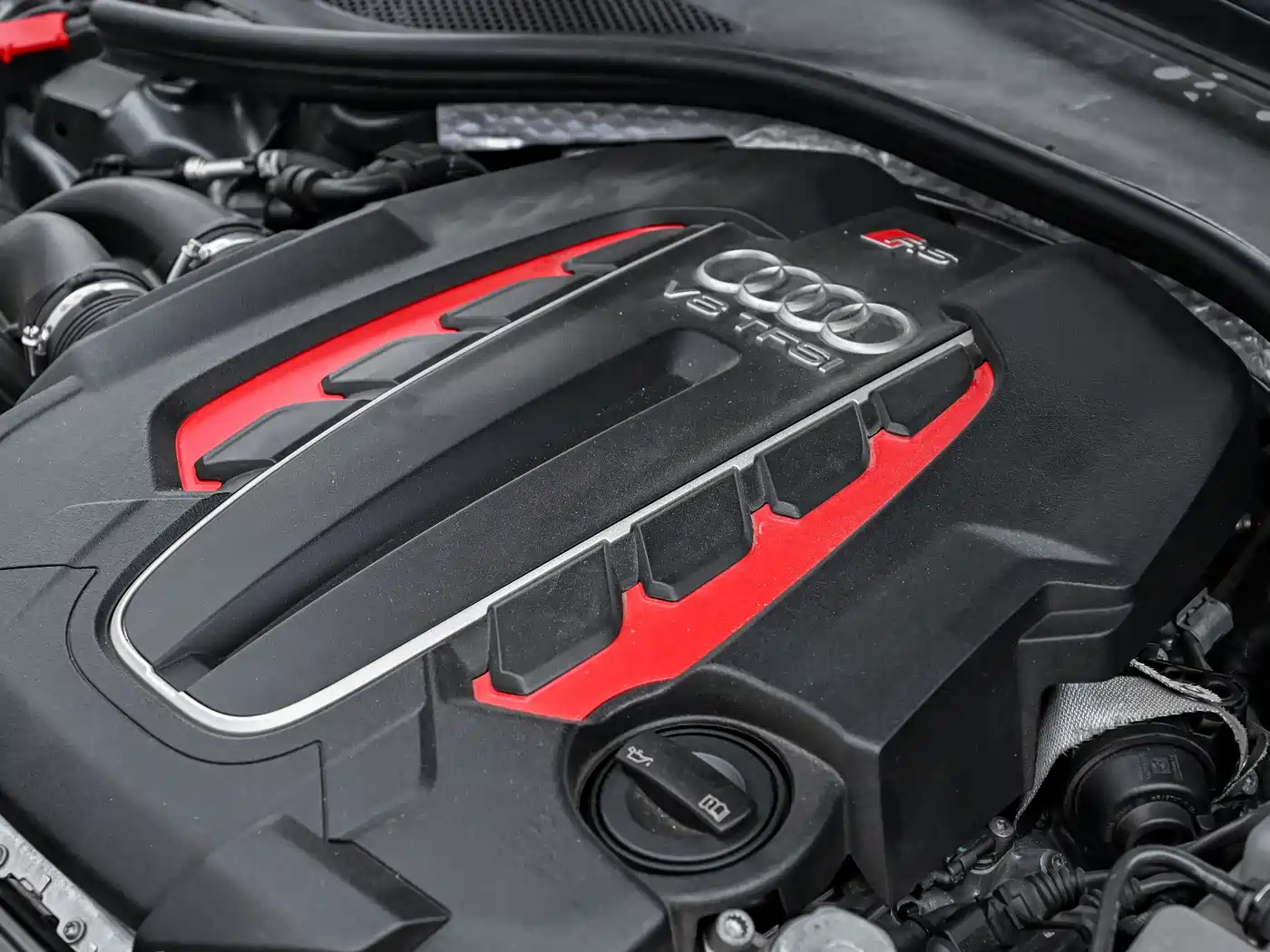 Audi RS 6 2016 RS 6 4.0T Avant фото 15