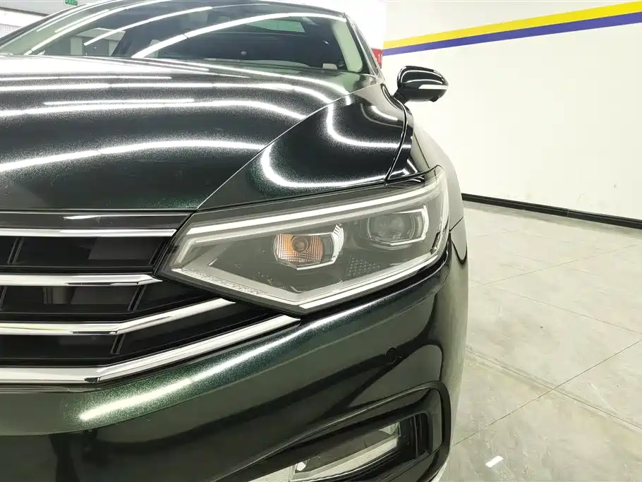 Volkswagen Magotan 2020 380TSI DSG Luxury фото 5